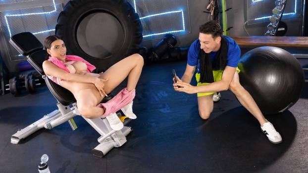 Fitness Rooms – Emily Pink-www